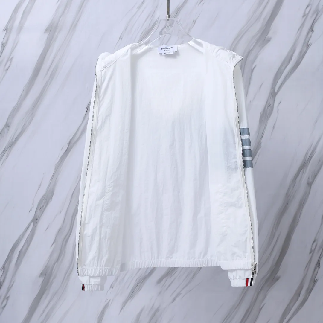：YT 06（TB ） THOM BROWNE TBClassic Spf 80+ Breathable White/Black/Navy Blue/Gray TB Same Style TB TB Factory 38 Quality Same Style TB TB ：White/Black/Navy Blue /Gray Size：1/2/3/4